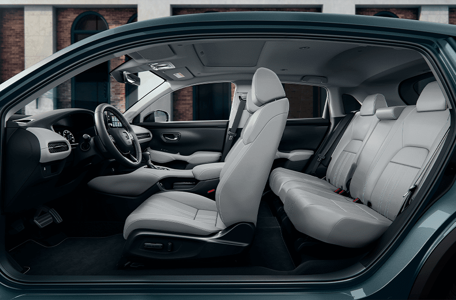 Honda ZR-V: Interior